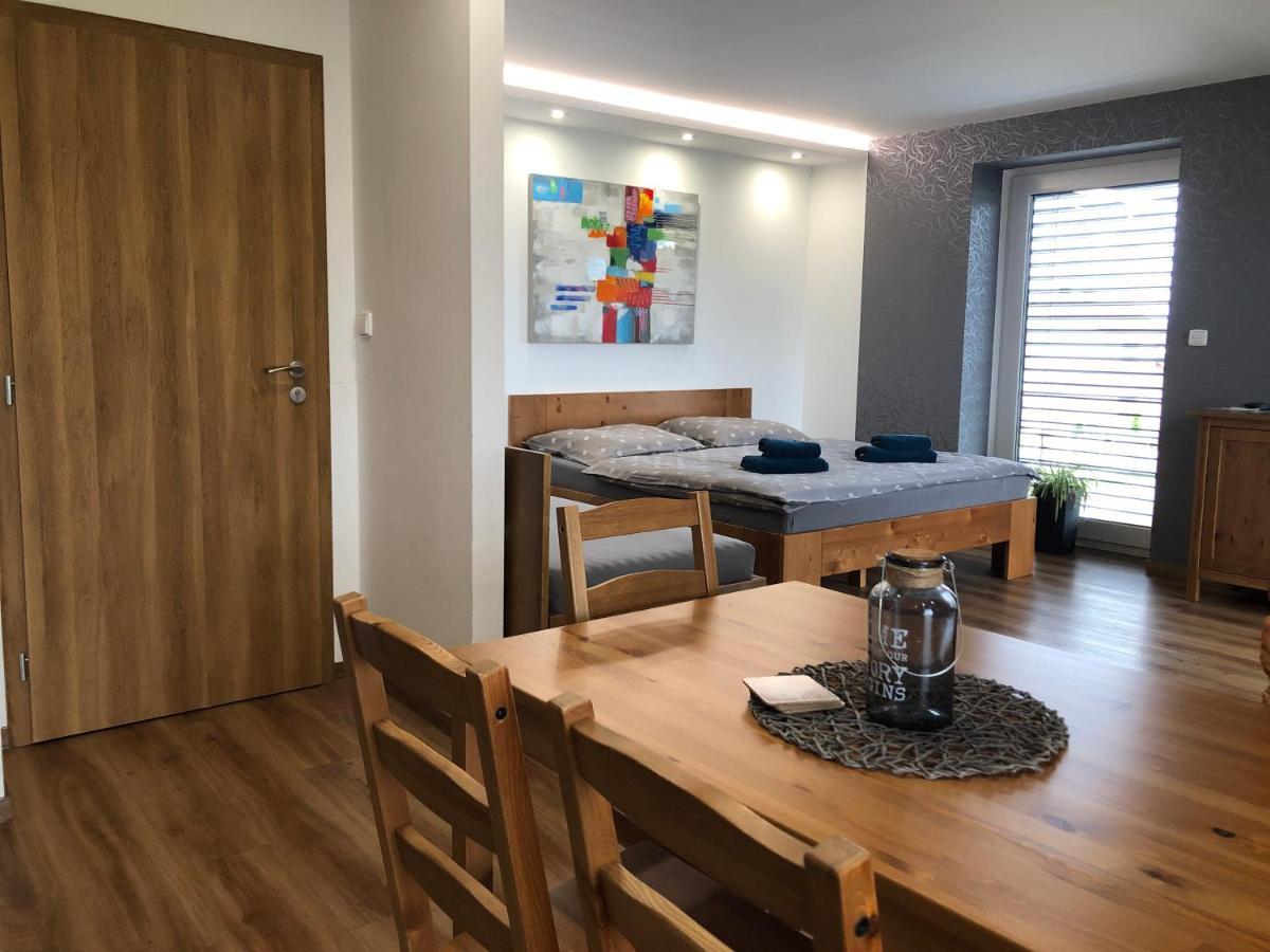 Anico Apartmany Dolni Benesov Exteriör bild
