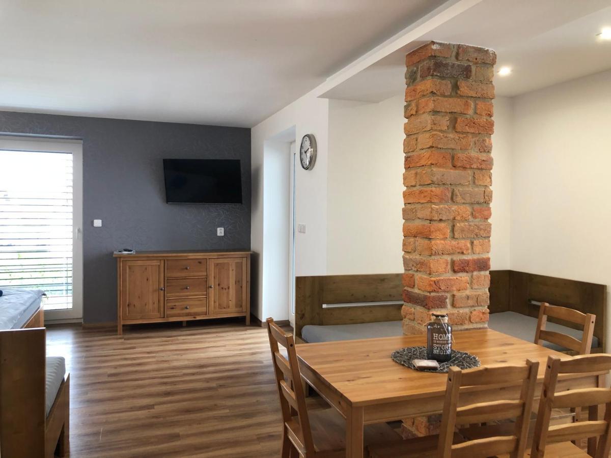 Anico Apartmany Dolni Benesov Exteriör bild