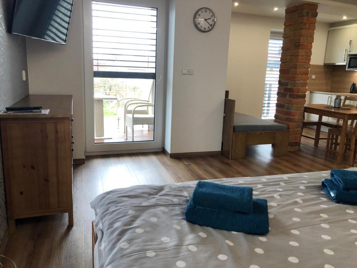 Anico Apartmany Dolni Benesov Exteriör bild