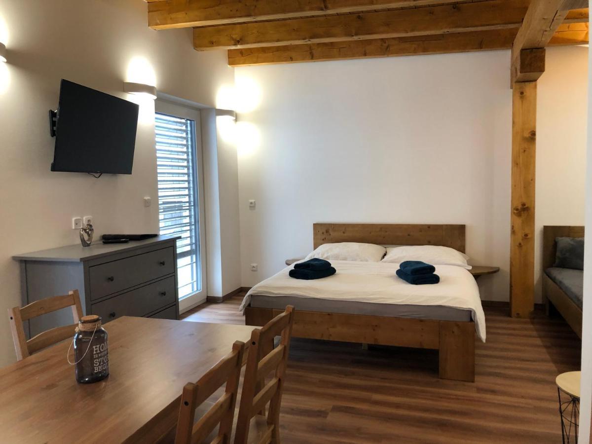 Anico Apartmany Dolni Benesov Exteriör bild