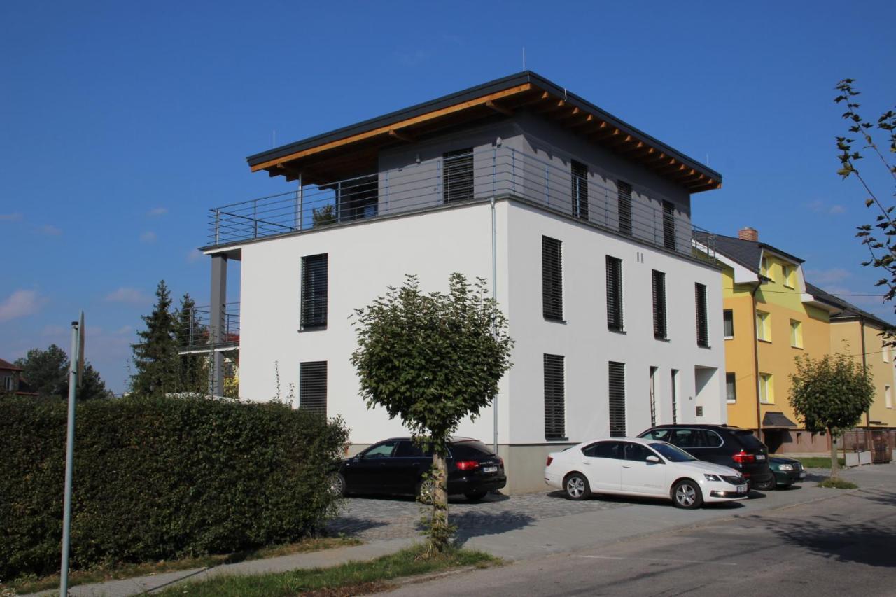 Anico Apartmany Dolni Benesov Exteriör bild