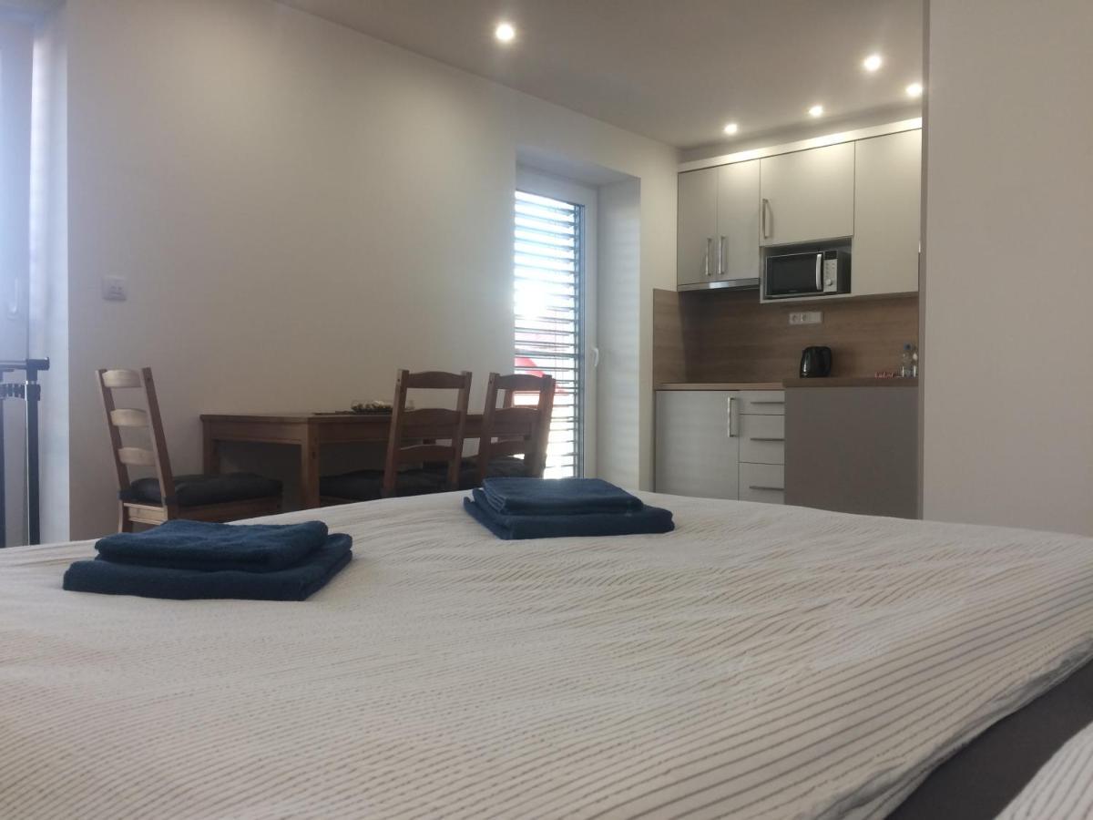 Anico Apartmany Dolni Benesov Exteriör bild